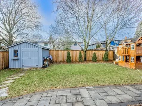 1382 Ian Road Burlington ON L7P 1L7