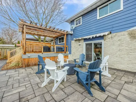 1382 Ian Road Burlington ON L7P 1L7