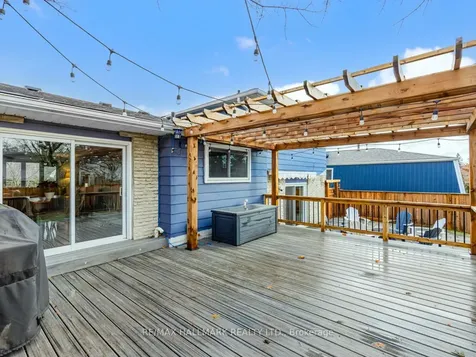 1382 Ian Road Burlington ON L7P 1L7