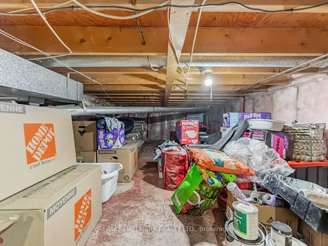 1382 Ian Road Burlington ON L7P 1L7