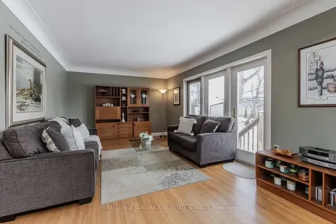 993 Cloverleaf Drive Burlington ON L7T 3Y8