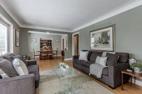 993 Cloverleaf Drive Burlington ON L7T 3Y8