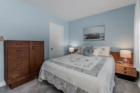 993 Cloverleaf Drive Burlington ON L7T 3Y8