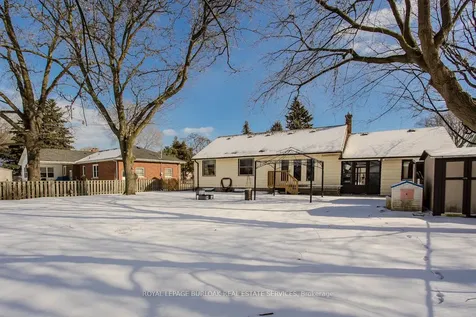 993 Cloverleaf Drive Burlington ON L7T 3Y8