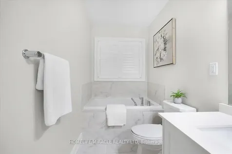 40 Fordham Road Brampton ON L6Y 6K2