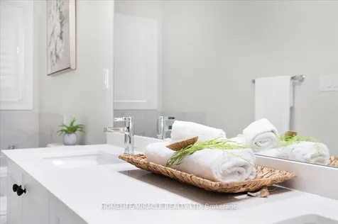 40 Fordham Road Brampton ON L6Y 6K2