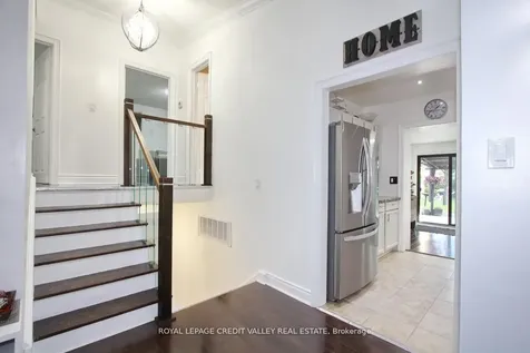 115 Clarence Street Brampton ON L6W 1T1