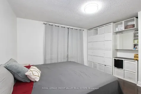 115 Clarence Street Brampton ON L6W 1T1