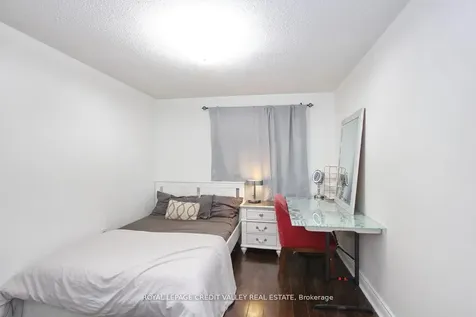 115 Clarence Street Brampton ON L6W 1T1