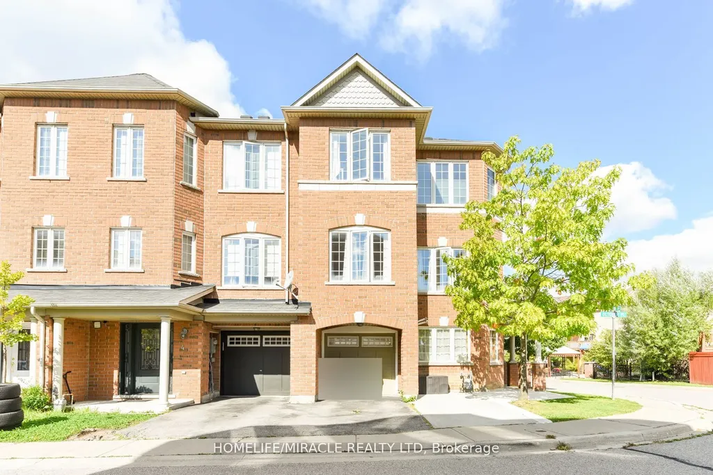 2 October Place Brampton ON L6Y 0R6