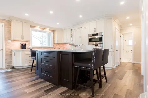 516 Mayzel Road Burlington ON L7R 3C3