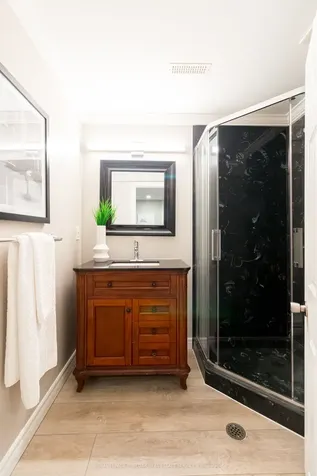 516 Mayzel Road Burlington ON L7R 3C3