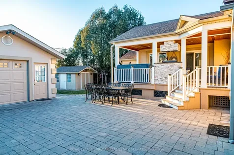 516 Mayzel Road Burlington ON L7R 3C3