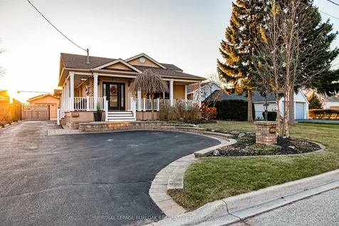 516 Mayzel Road Burlington ON L7R 3C3