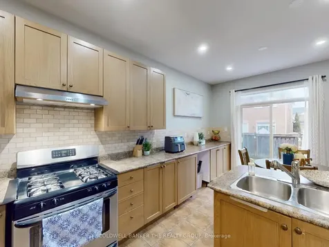 19 Iceland Poppy Trail Brampton ON L7A 0M9