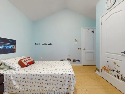 19 Iceland Poppy Trail Brampton ON L7A 0M9