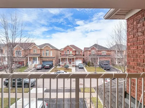 19 Iceland Poppy Trail Brampton ON L7A 0M9