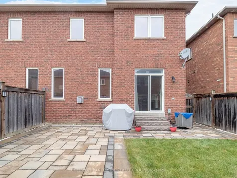 19 Iceland Poppy Trail Brampton ON L7A 0M9