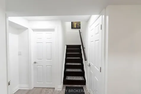 52 Jameson Crescent Brampton ON L6S 3W3