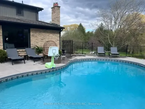 66 Palmer Circle Caledon ON L7E 0A5