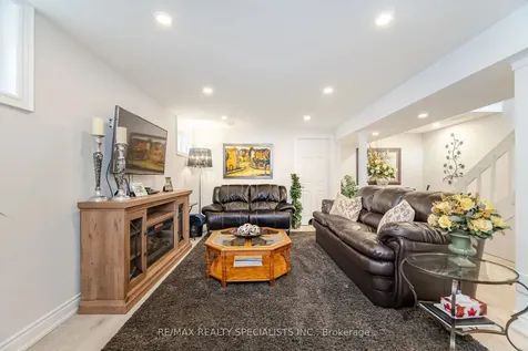 66 Palmer Circle Caledon ON L7E 0A5