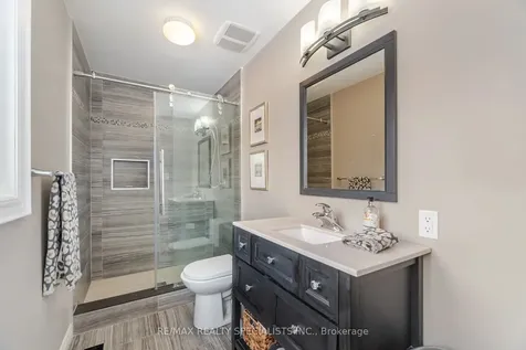 66 Palmer Circle Caledon ON L7E 0A5