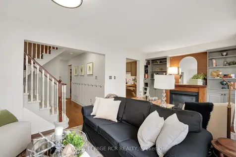 87 Hanton Crescent Caledon ON L7E 1W1