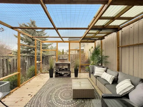 87 Hanton Crescent Caledon ON L7E 1W1