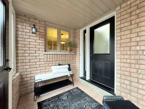 87 Hanton Crescent Caledon ON L7E 1W1