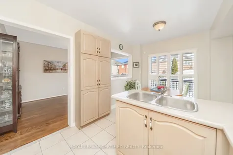 21 Gold Hill Road Brampton ON L6X 4V2