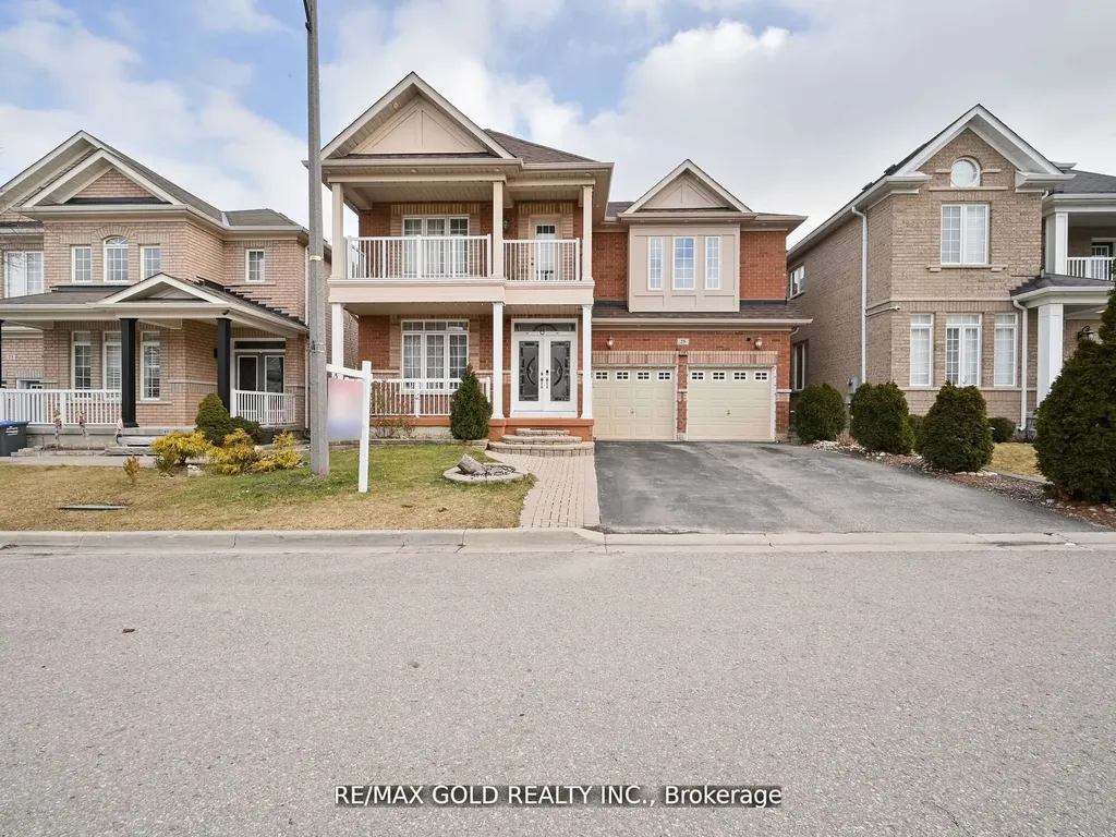 25 Maverick Crescent Brampton ON L6R 3E6
