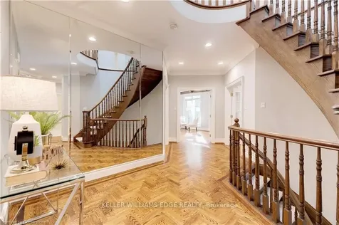 242 Belvenia Road Burlington ON L7L 2G4