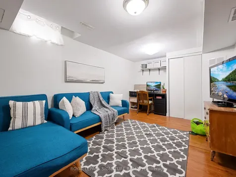 84 Carrie Crescent Brampton ON L6Y 4Y6