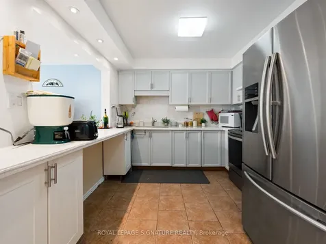 84 Carrie Crescent Brampton ON L6Y 4Y6