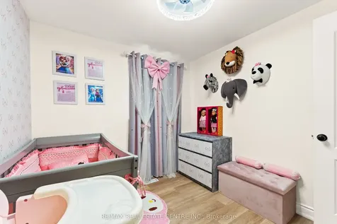 42 Lauderdale Road Brampton ON L6V 2B7