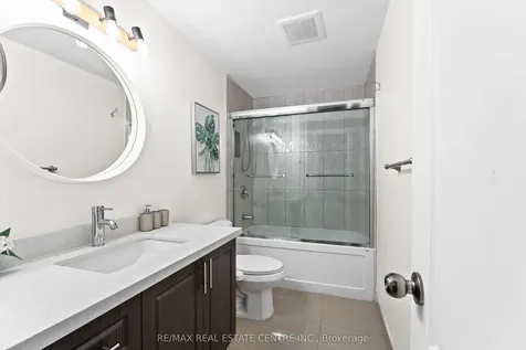 42 Lauderdale Road Brampton ON L6V 2B7