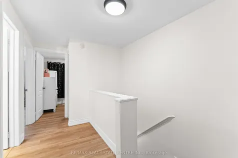 42 Lauderdale Road Brampton ON L6V 2B7