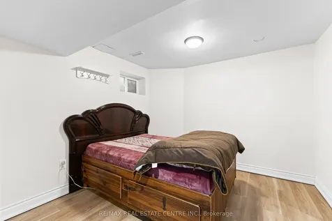 42 Lauderdale Road Brampton ON L6V 2B7