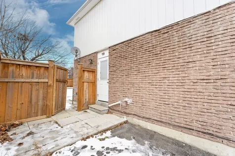 42 Lauderdale Road Brampton ON L6V 2B7