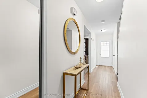 42 Lauderdale Road Brampton ON L6V 2B7