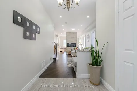 10 Smoothrock Trail Brampton ON L6R 0S5