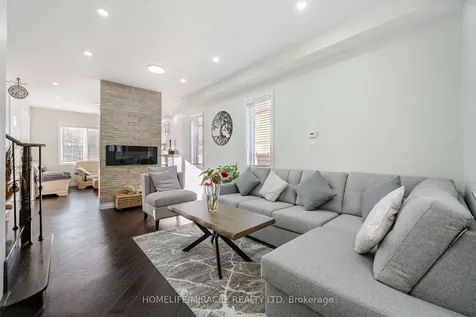 10 Smoothrock Trail Brampton ON L6R 0S5