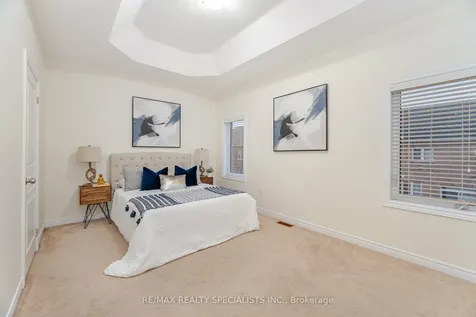 90 Truro Circle Brampton ON L7A 4E5