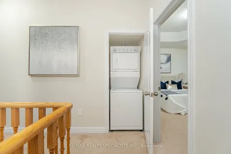 90 Truro Circle Brampton ON L7A 4E5