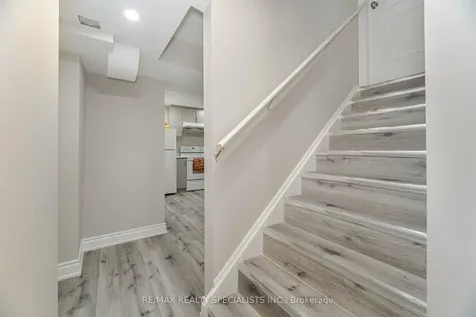 90 Truro Circle Brampton ON L7A 4E5