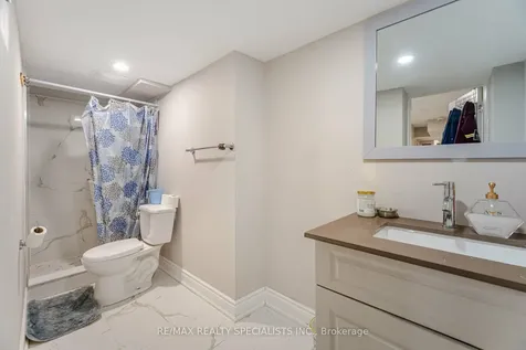 90 Truro Circle Brampton ON L7A 4E5