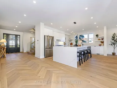 5538 Eaton Avenue Burlington ON L7L 4W6