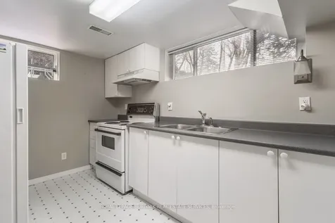 2326 Redfern Road Burlington ON L7R 1X3