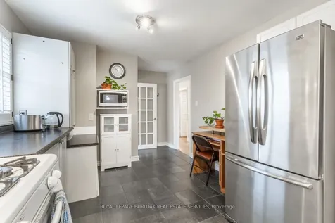 2326 Redfern Road Burlington ON L7R 1X3