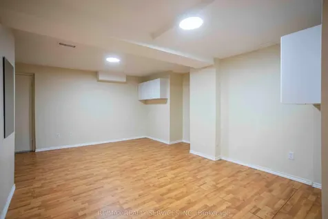 31 Silktop Trail Brampton ON L6R 2K6